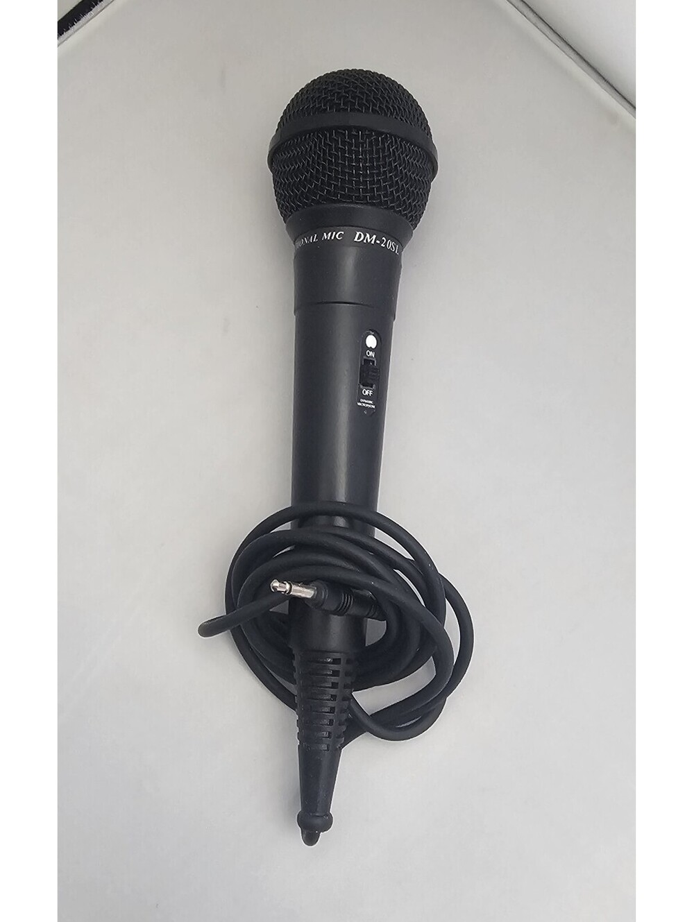 DM-20SL  Uni-Directional Wired Microphone with On/Off Switch IMP.600